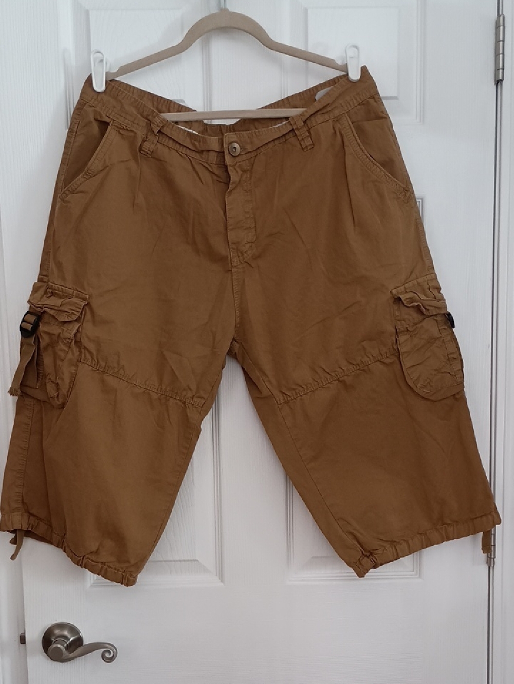 Men's Cotton Cargo Size 36 Camel Shorts (f800)